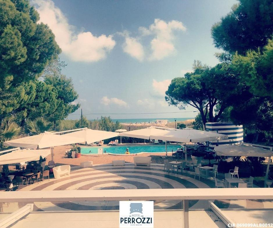 Hotel Perrozzi Vasto Dış mekan fotoğraf