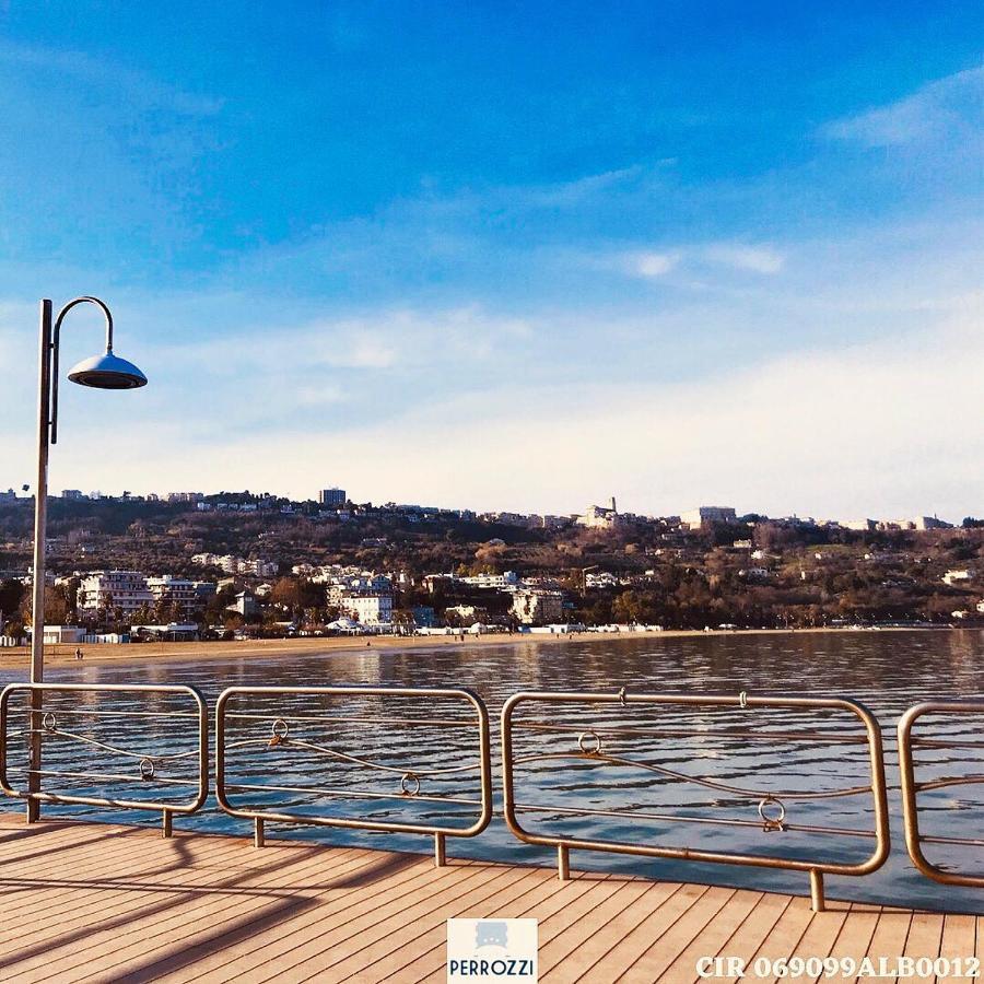 Hotel Perrozzi Vasto Dış mekan fotoğraf