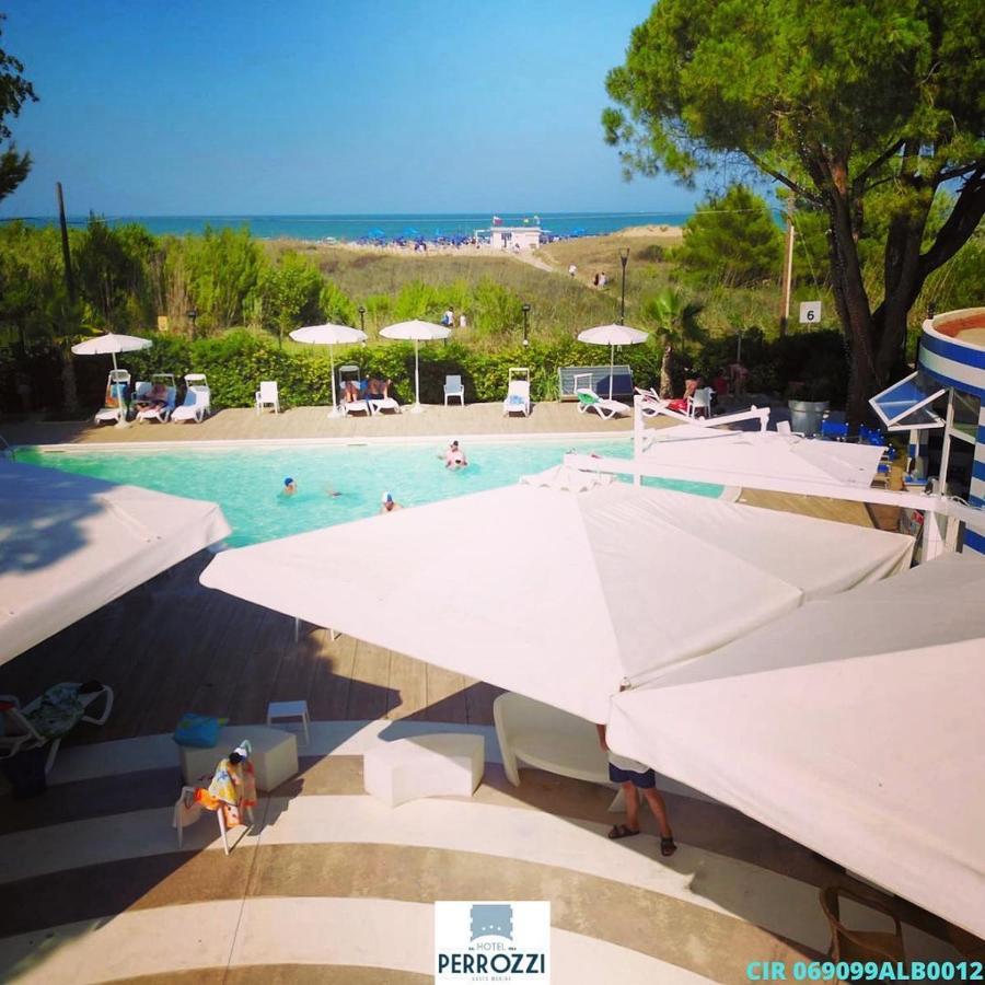 Hotel Perrozzi Vasto Dış mekan fotoğraf