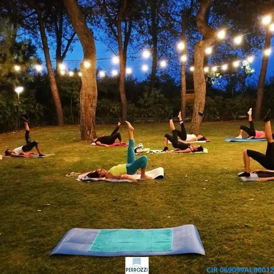 Hotel Perrozzi Vasto Dış mekan fotoğraf